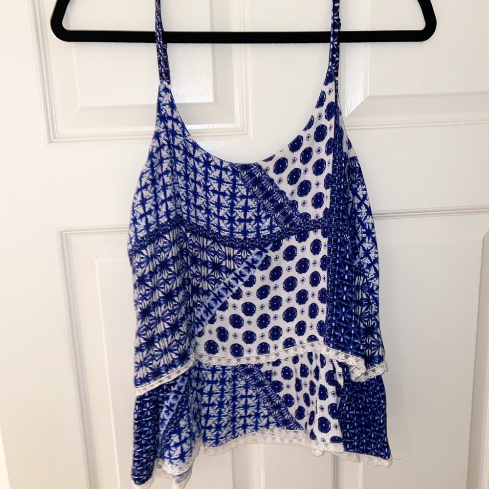 Blue and white print tank